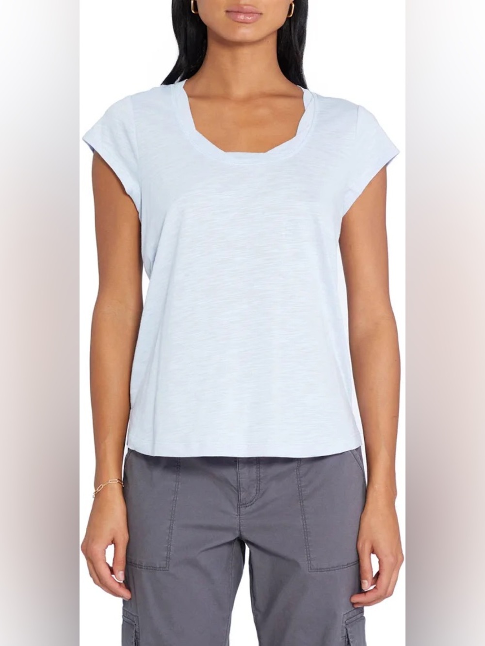 Sanctuary Amber Scoop Neck Tee by Social Standard - Estilo Blue